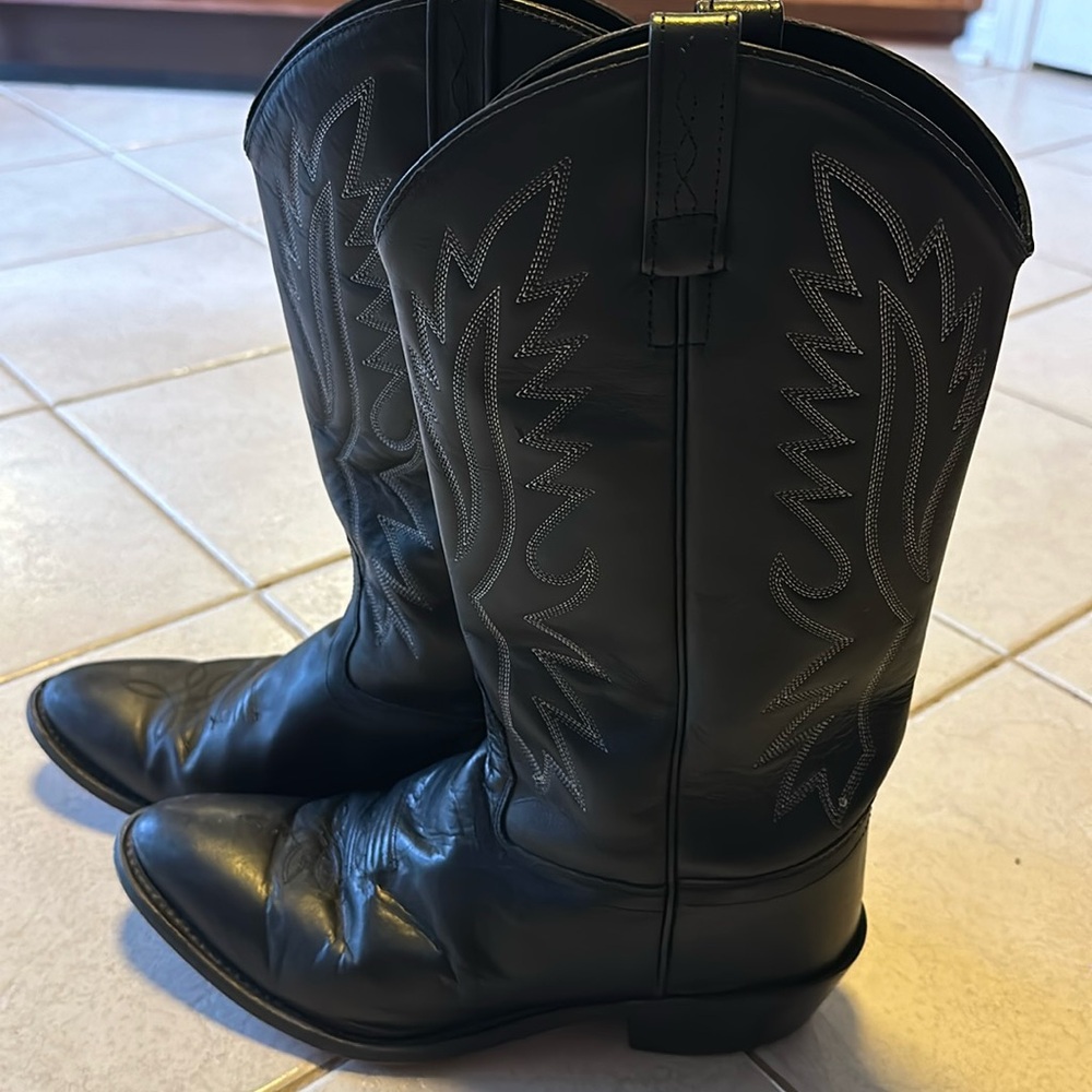 EUC Old West Men’s Black Cowboy Boots 9EE